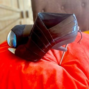 LAMB CHROME STILETTOS